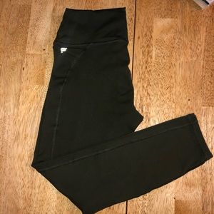Fabletics High Waisted 7/8 Powerhold Leggings